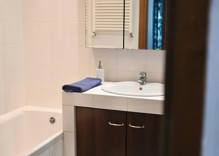 Dwa Oddzielne Pry Metro Kondratowicza *