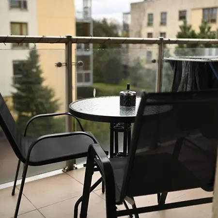 Apartament Dwa Oddzielne Pry Metro Kondratowicza *