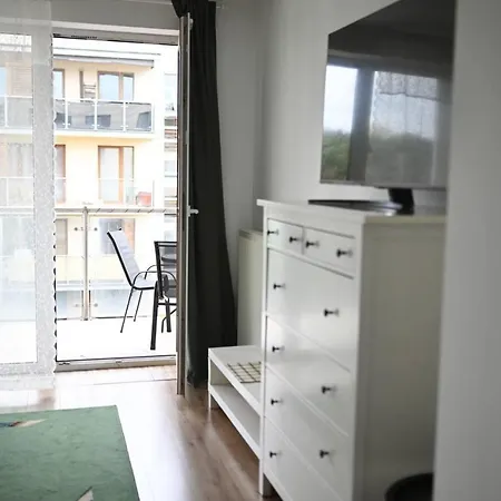 Dwa Oddzielne Pry Metro Kondratowicza דירה *