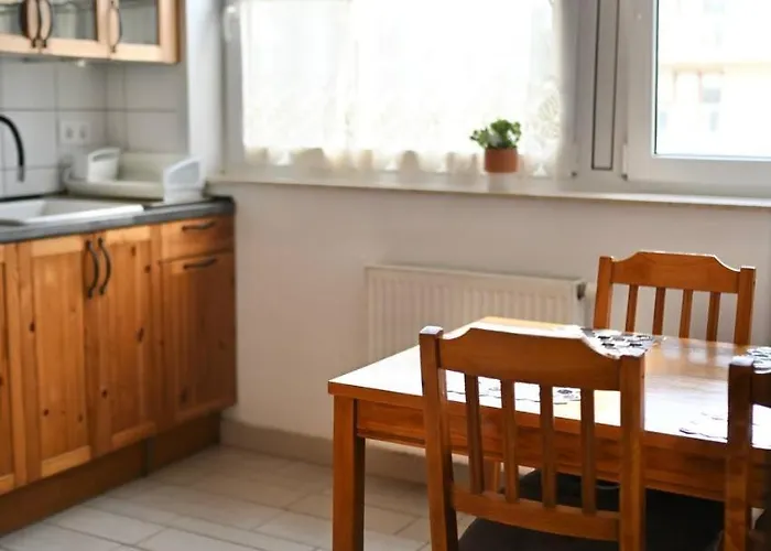 Dwa Oddzielne Pry Metro Kondratowicza *