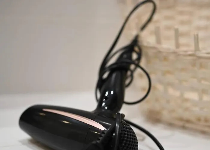 Апартаменты Dwa Oddzielne Pry Metro Kondratowicza Варшава